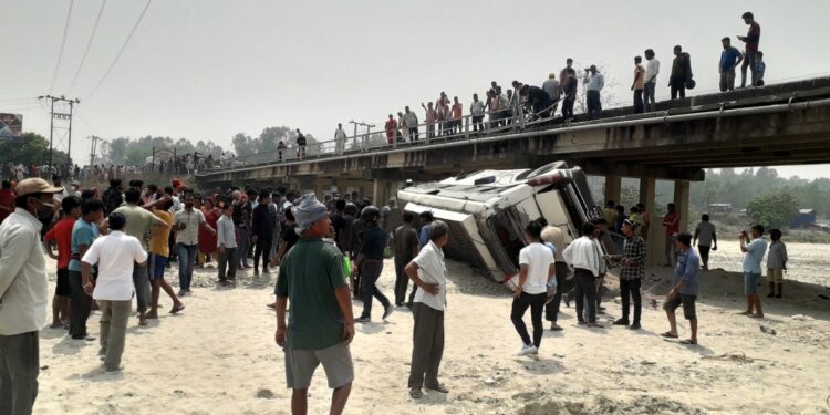 मधेश प्रदेश : एक महिनामा सवारी दुर्घटनामा ६४ जनाको मृत्यु