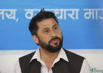 रास्वपाका सांसद र उम्मेदवारहरू प्रतिबद्धता सम्झँदै शनिबारबाट घरदैलोमा जाने