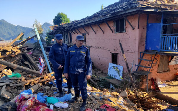 भूकम्पबाट प्रहरी कार्यालय भत्किएपछि त्रिपालबाटै काम