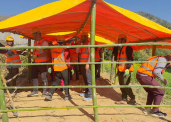 कहाँ रोकियो भूकम्पपीडितलाई दिने अनुदान ?