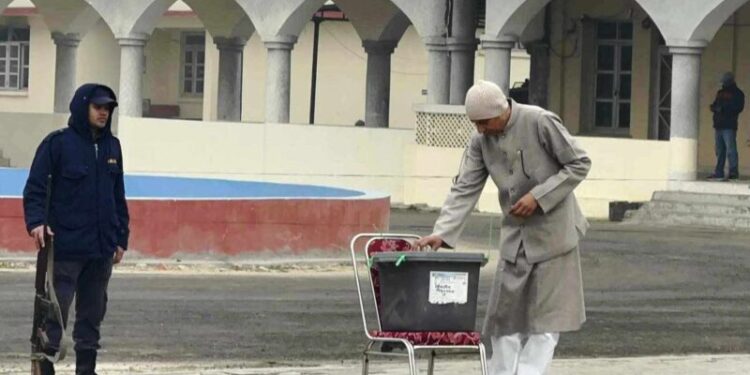 राष्ट्रिय सभा निर्वाचन आज, मधेशमा दुई सदस्यको लागि मतदान जारी