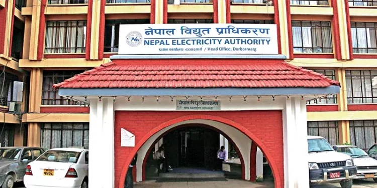 काटिएको २२ दिनपछि जोडियो २३ उद्योगमा बिजुली