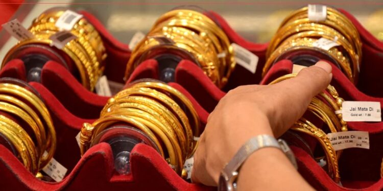 सातामा १५ सयले बढ्यो सुनको मूल्य, चाँदी पनि बढ्यो