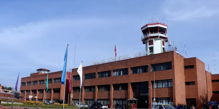 अमेरिकी डलरसहित चिनियाँ नागरिक पक्राउ