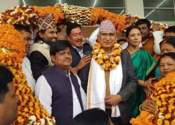जनकपुरमा ओलीको लागि तयार मालाले विष्णुलाई स्वागत