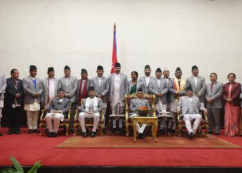 सरकार परिवर्तन हुँदा किन कोही उत्साही हुँदैनन् ?