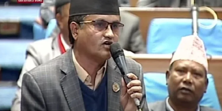 प्रधानमन्त्री हराउनुभयो, खोजी गर्नुपर्‍यो : एमाले