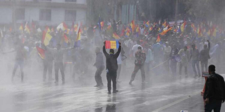 चैत २७ को प्रदर्शनमा घाइते भएका राप्रपा नेताको उपचारका क्रममा मृत्यु