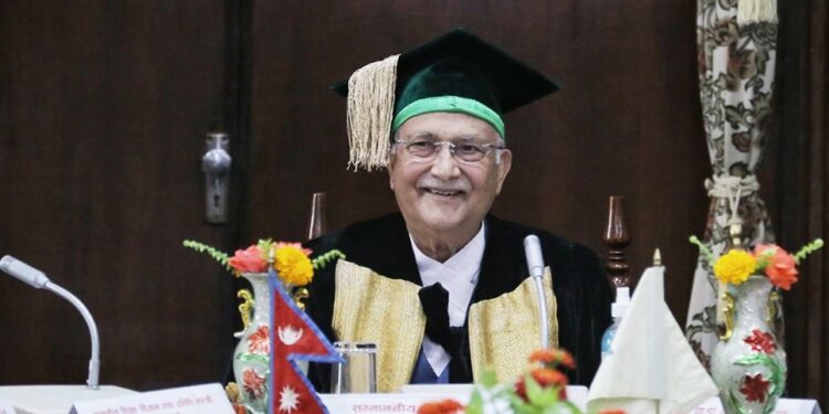 त्रिभुवन विश्वविद्यालयको सिनेट बैठकमा प्रधानमन्त्री, तस्बिरहरू