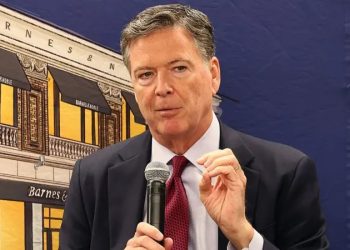 अमेरिकामा पूर्व एफबीआई प्रमुखमाथि झूटा बयान दिएको र न्यायमा बाधा पुर्‍याएको आरोप