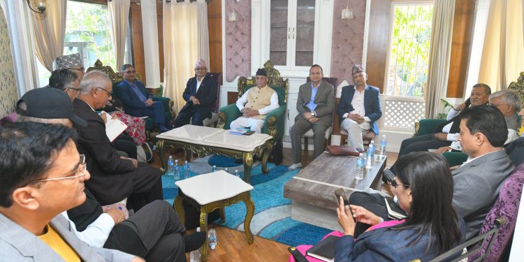 एमाले सचिवालय बैठक: नेतृत्व परिवर्तन महाधिवेशनबाट